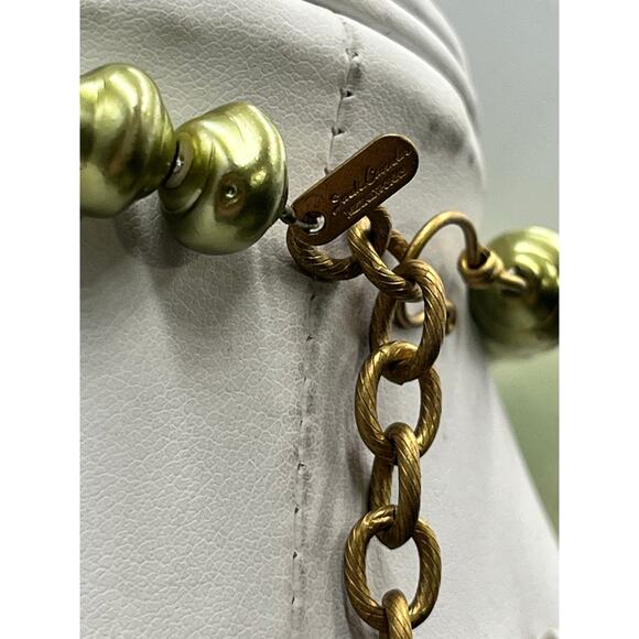 Sarah Cavendar Metalworks Vintage Faux Green Pearl Mesh Pendant Necklace - Picture 11 of 11
